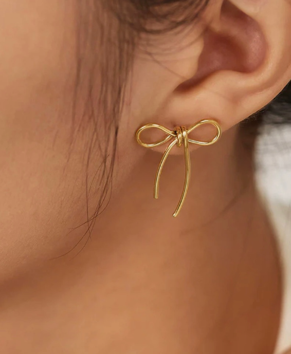 Gold plated anti tarnish simple bow themed earrings