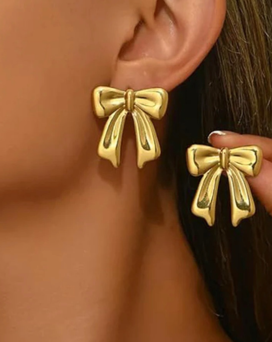 Gold plated anti-tarnish Bow themed earrings