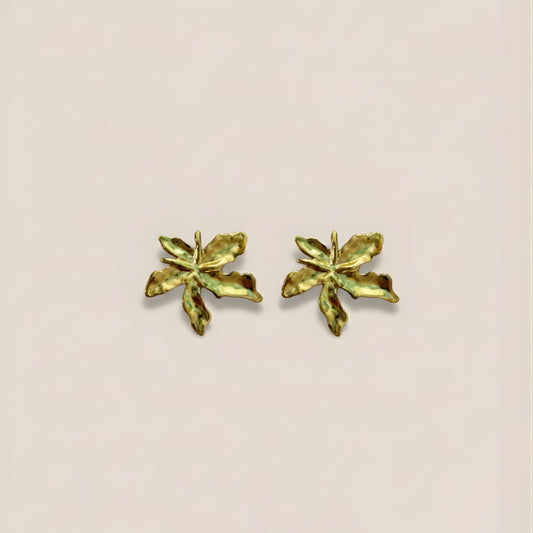 Gold plated leave themed earrings