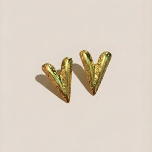 Gold plated heart earrings